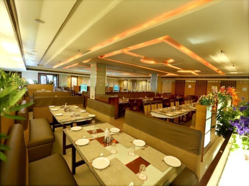 Hotel Sitara Grand Χιντεραμπάντ Εξωτερικό φωτογραφία